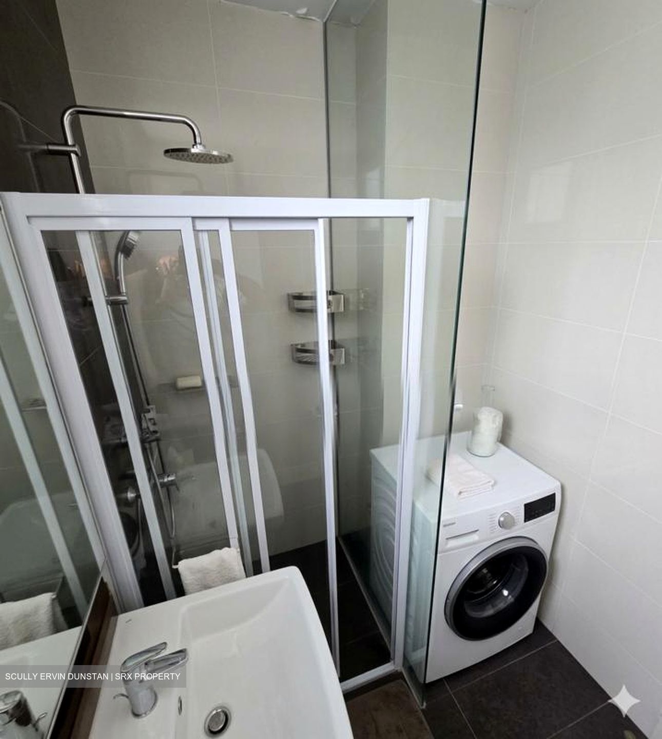 Suites @ Eastcoast (D15), Condominium #570977301